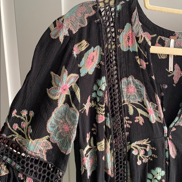 Top - Picture 2 of 3